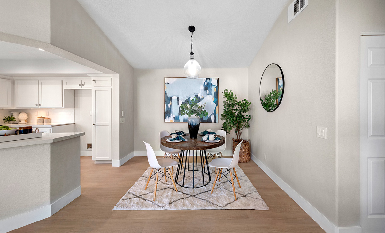 411 S Rosemary Ln, Anaheim Hills CA: 