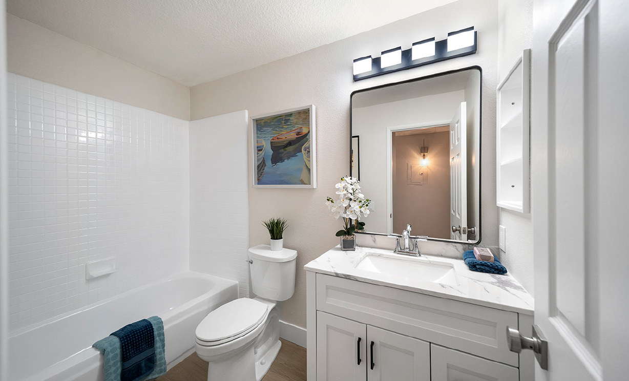 411 S Rosemary Ln, Anaheim Hills CA: 