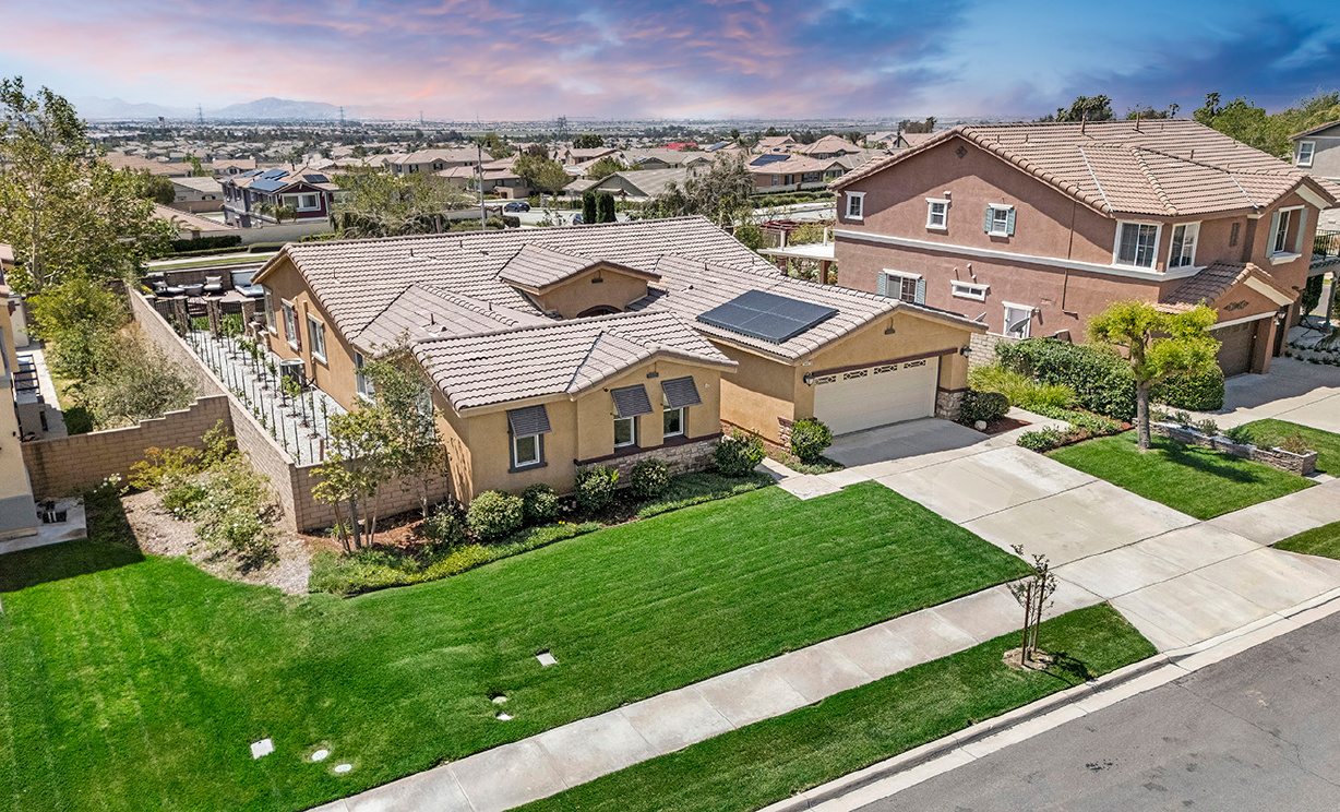 14973 Mavenwood Place, Fontana CA: 