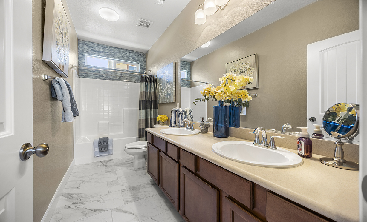 14973 Mavenwood Place, Fontana CA: 