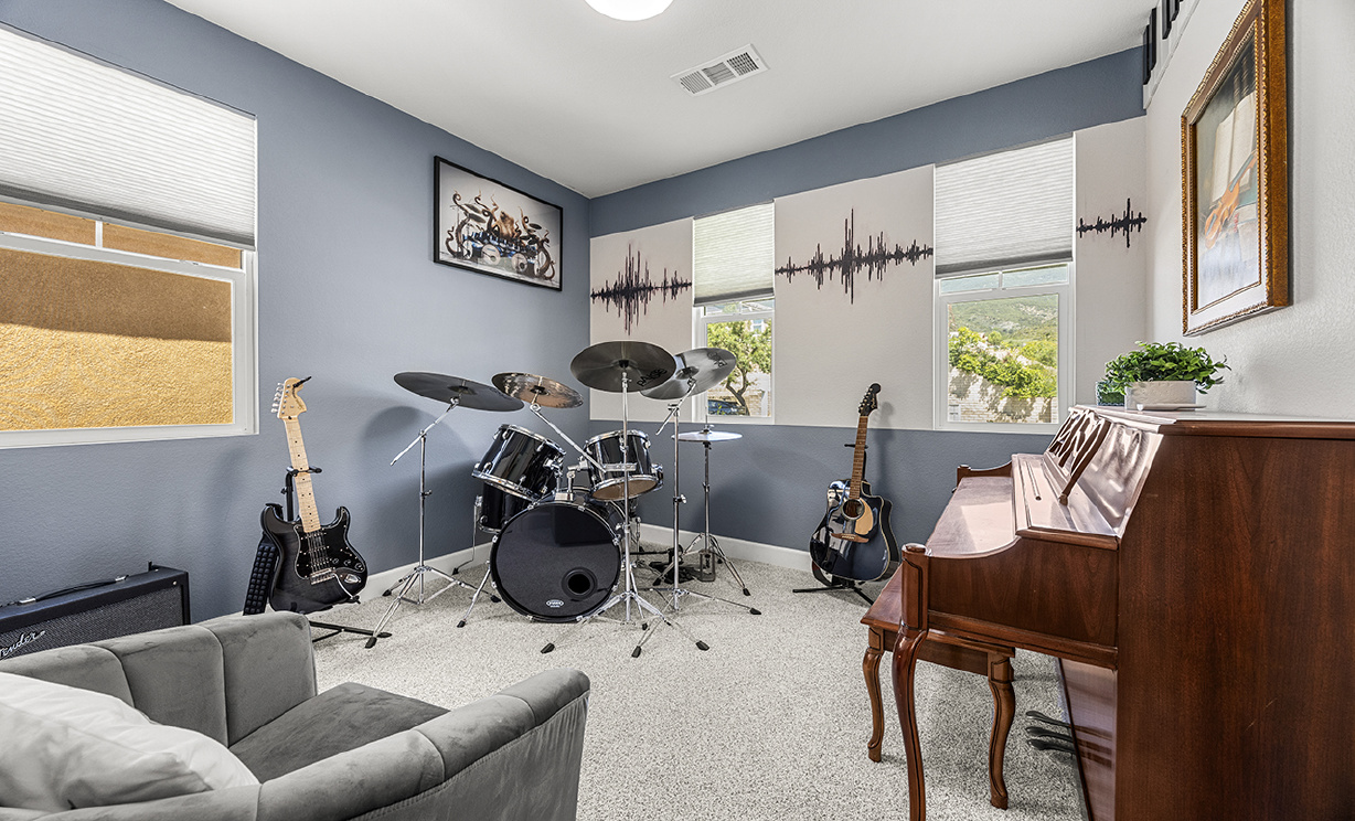 14973 Mavenwood Place, Fontana CA: 