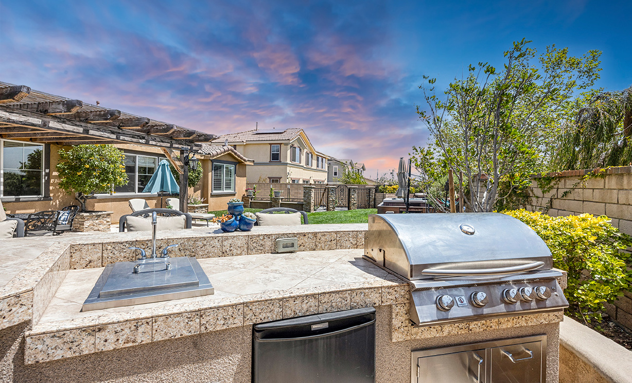 14973 Mavenwood Place, Fontana CA: 