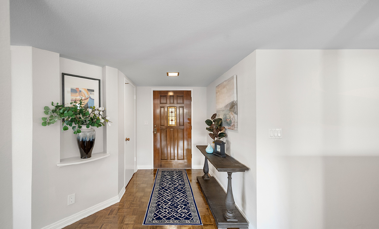 17927 Nearbank Dr, Rowland Heights CA: