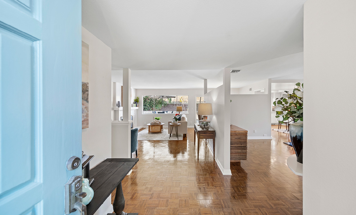 17927 Nearbank Dr, Rowland Heights CA: