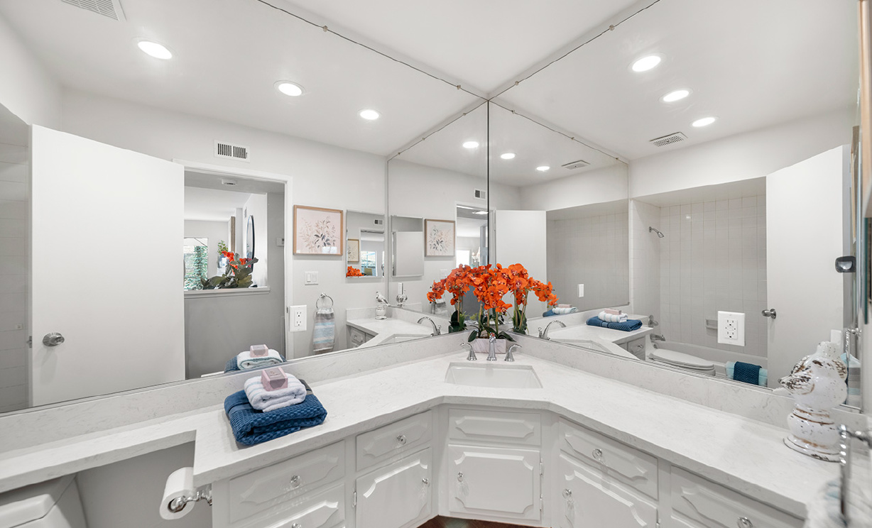 17927 Nearbank Dr, Rowland Heights CA: