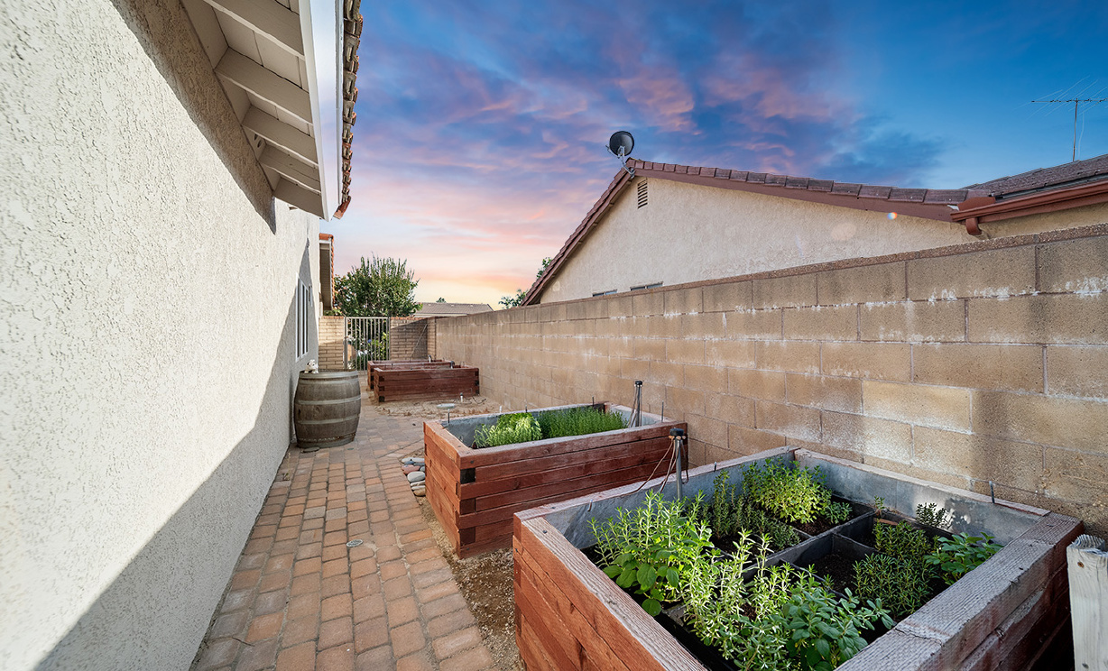 17941 Caballo Dr, Yorba Linda CA: 