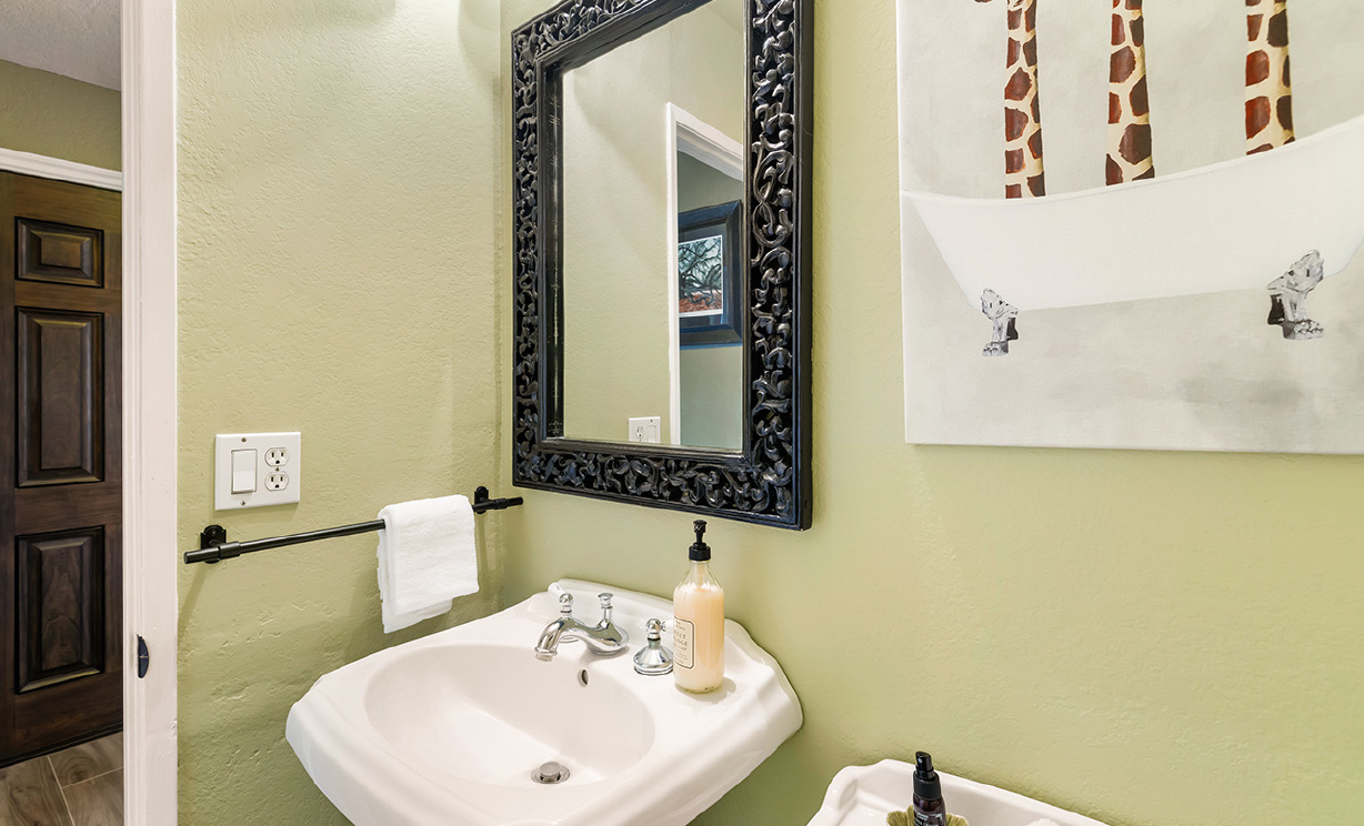 280 S Brookside Court, Anaheim Hills CA: