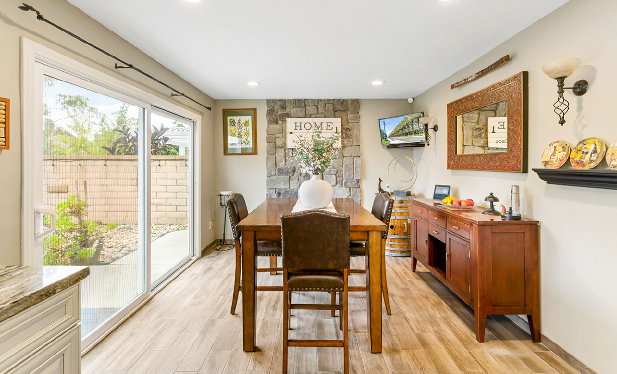 280 S Brookside Court, Anaheim Hills CA:
