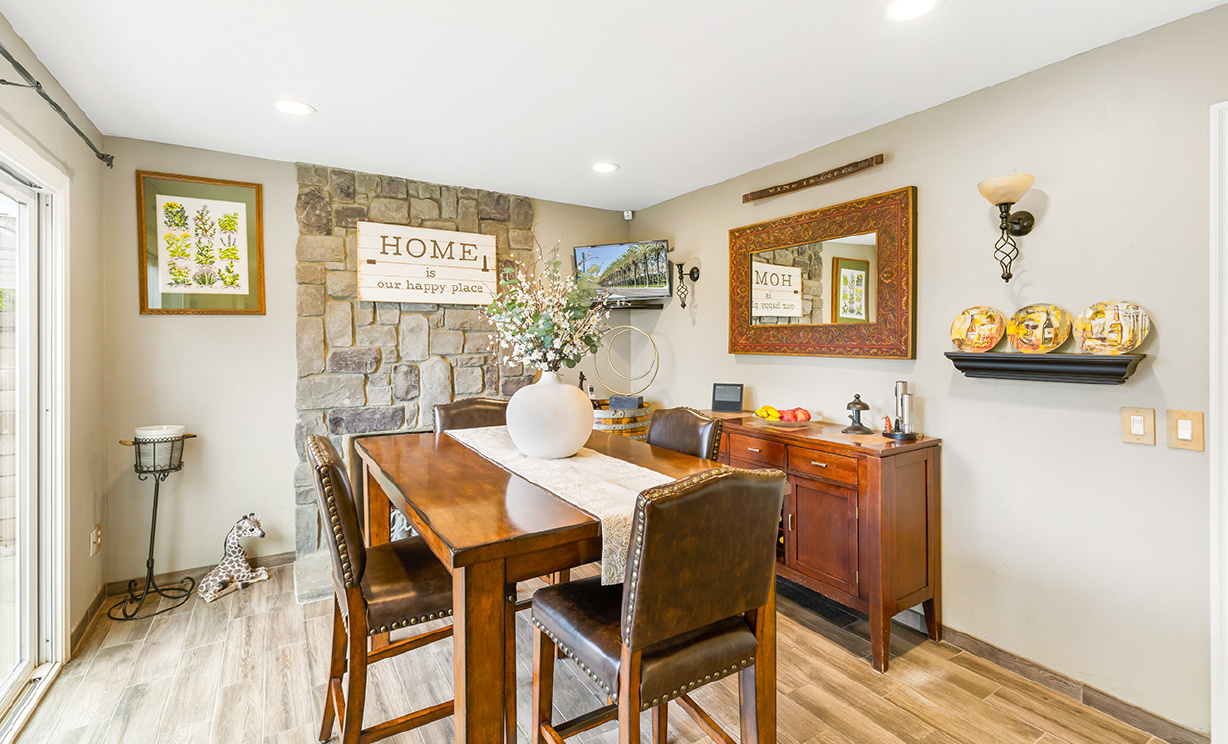 280 S Brookside Court, Anaheim Hills CA: