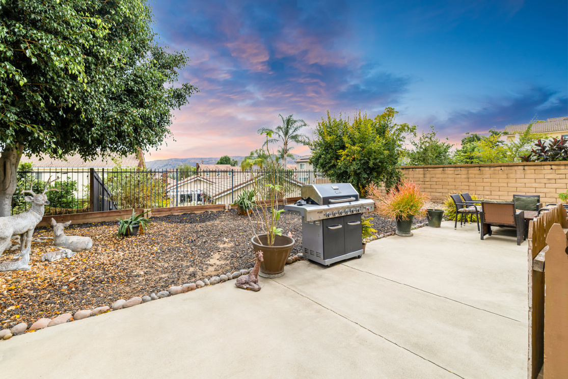 280 S Brookside Court, Anaheim Hills CA: