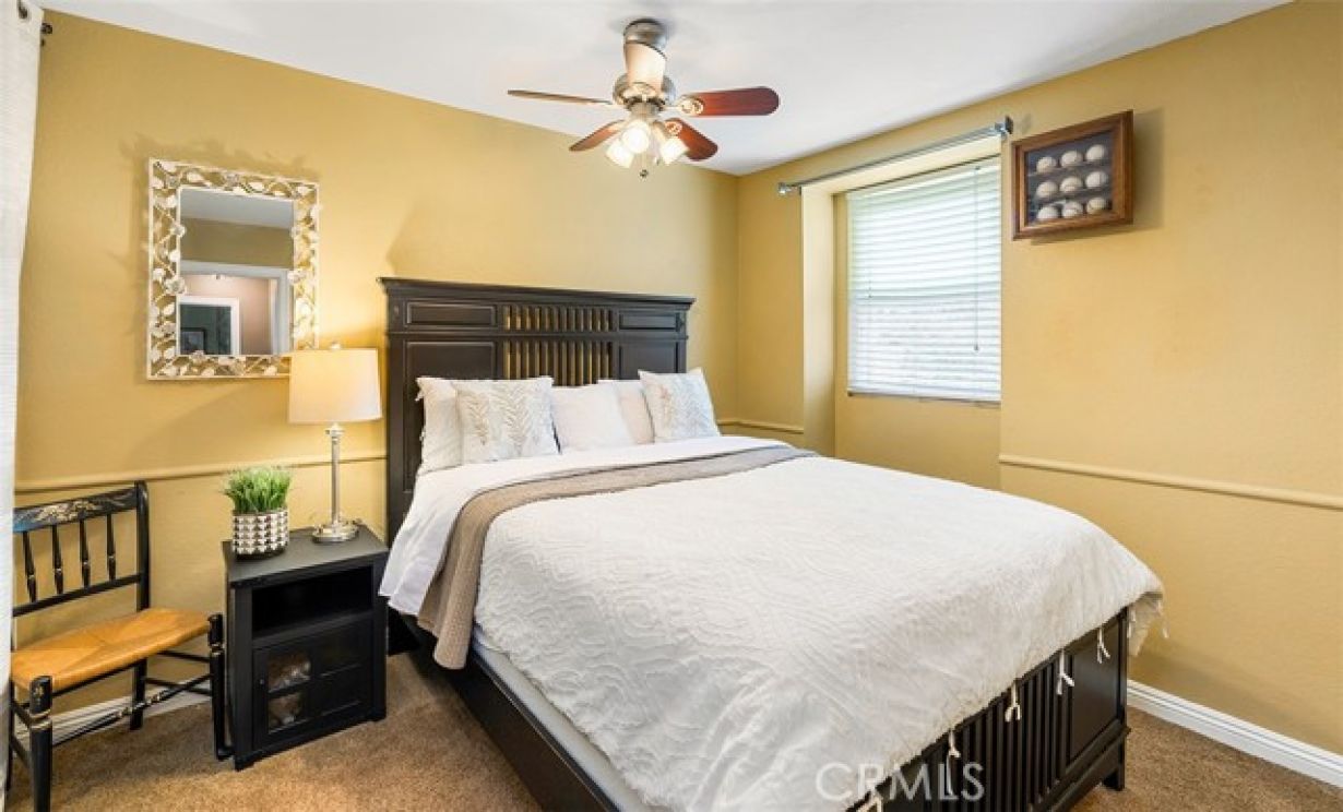 280 S Brookside Court, Anaheim Hills CA: 