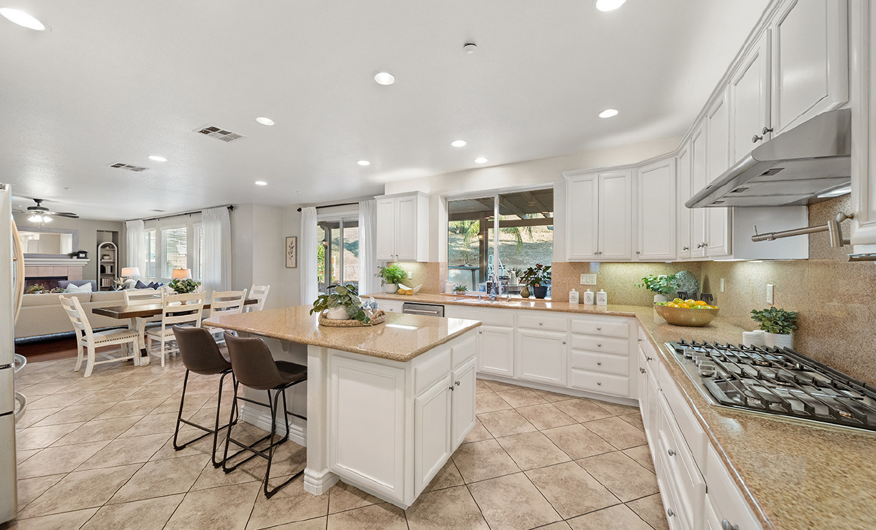 460 Bareback Ct, Norco CA: