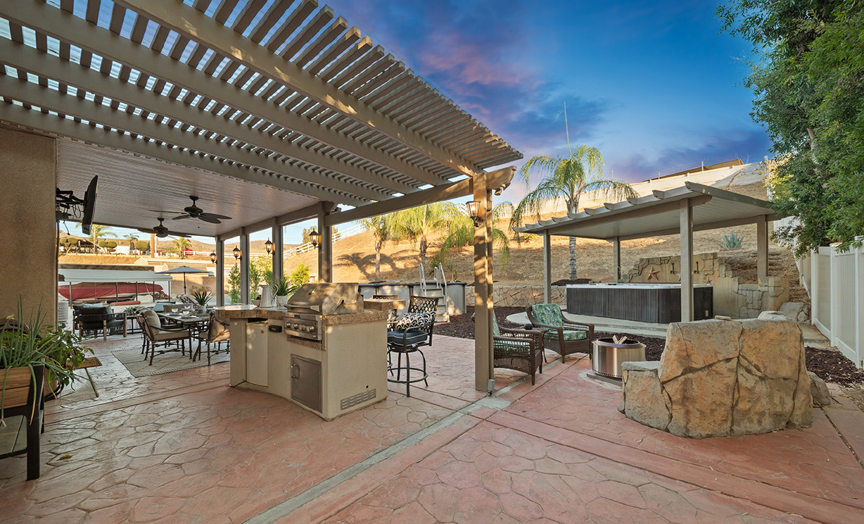 460 Bareback Ct, Norco CA: