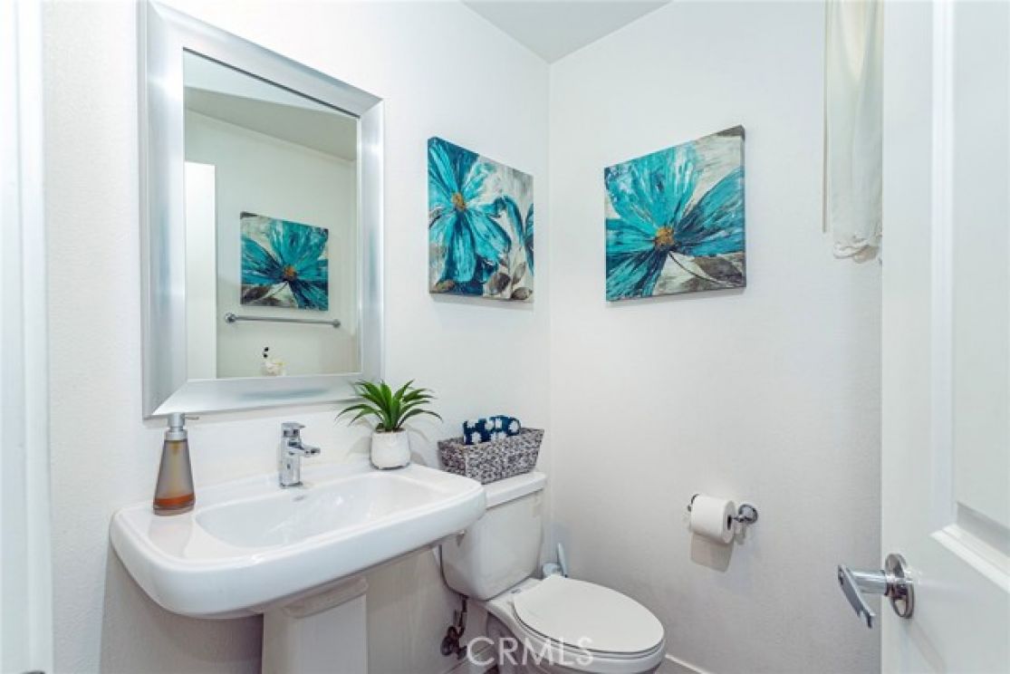 10251 Angel, Los Angeles CA: 