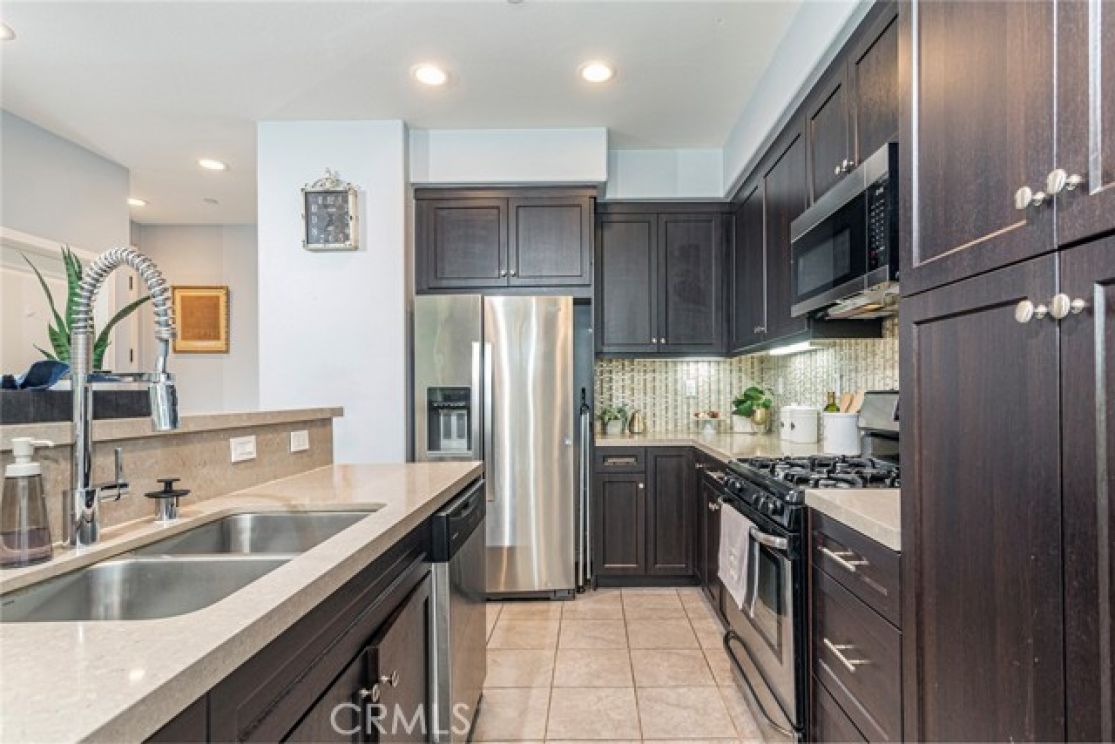10251 Angel, Los Angeles CA: 