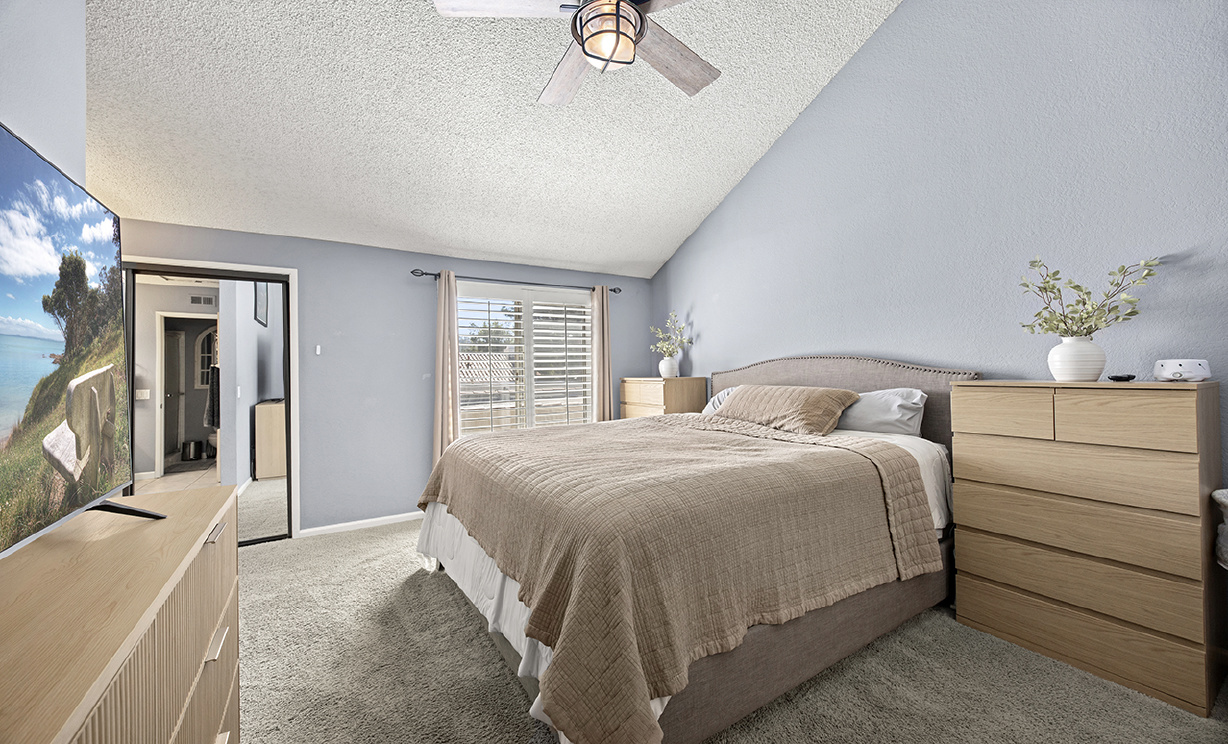607 Santa Cruz Ct, San Dimas CA: