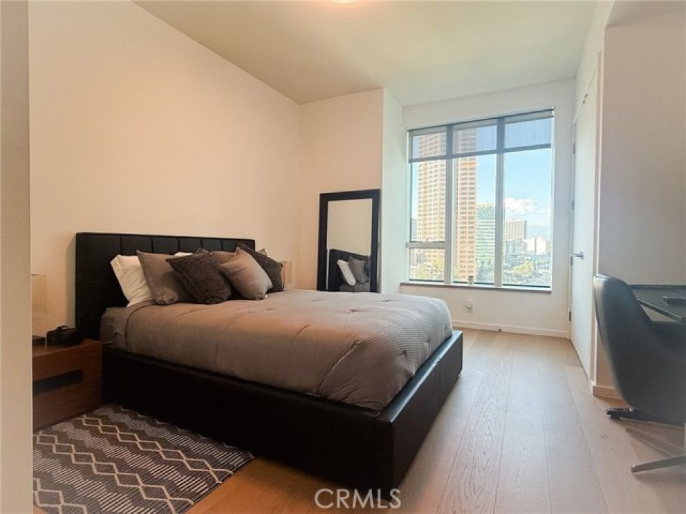 899 Francisco, Los Angeles CA: