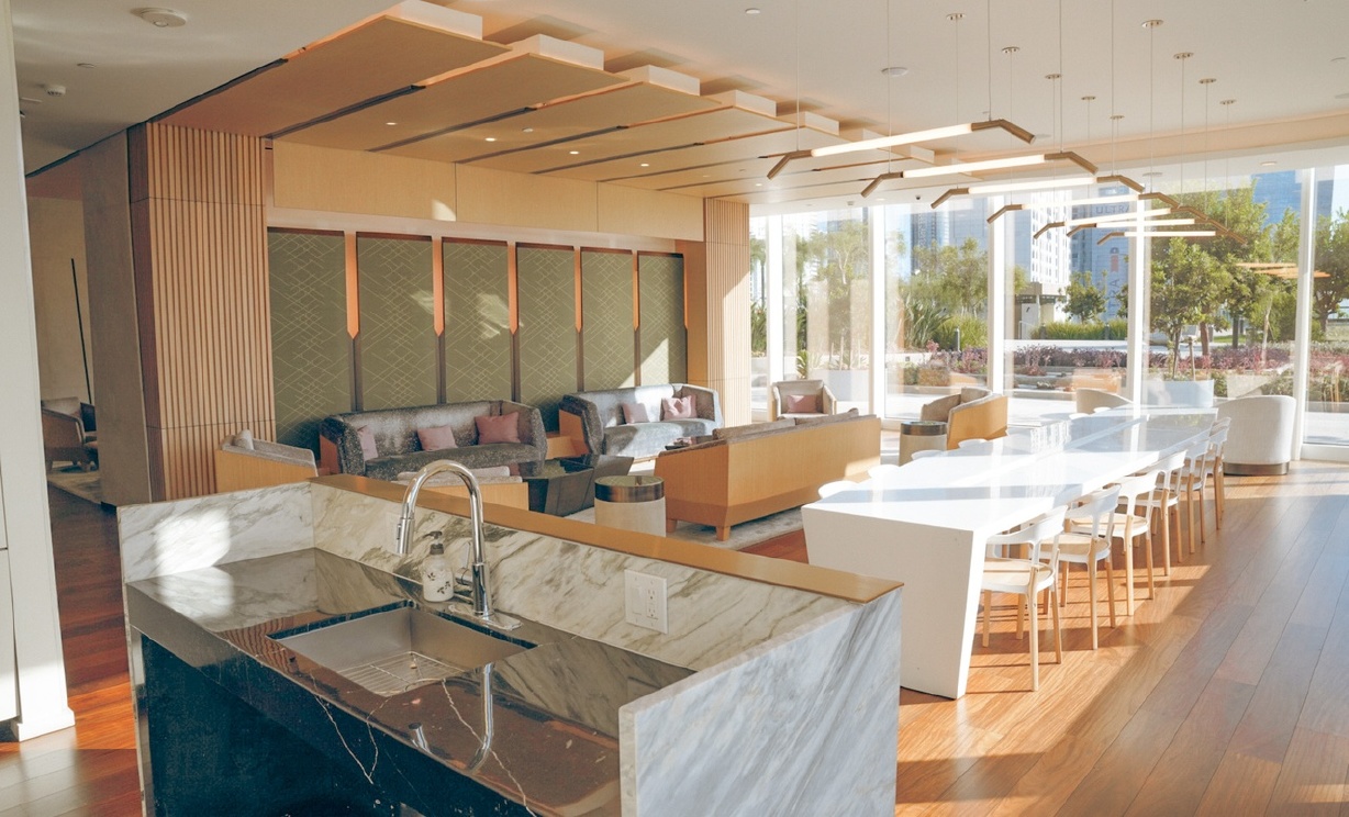 899 Francisco Unit, Los Angeles CA: 