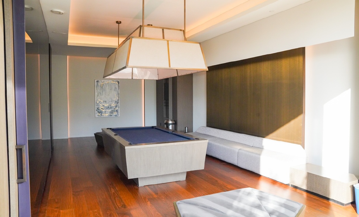 899 Francisco Unit, Los Angeles CA: 