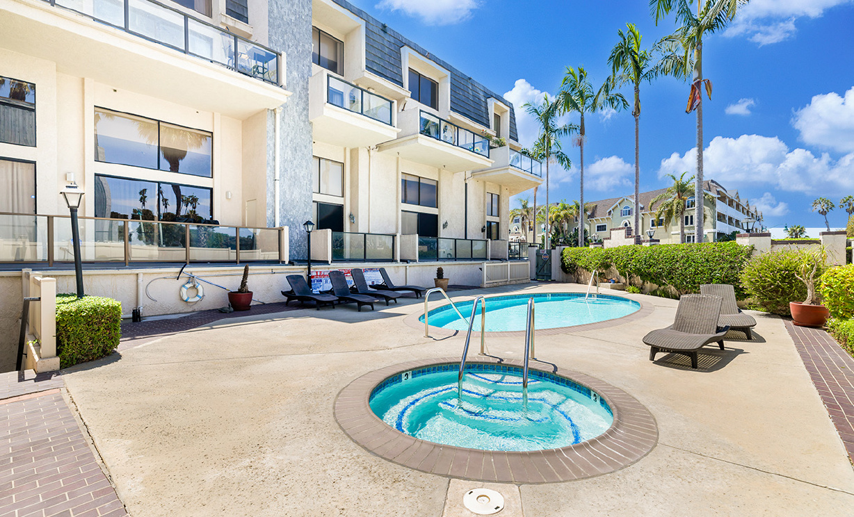 420 Esplanade, Redondo Beach CA: