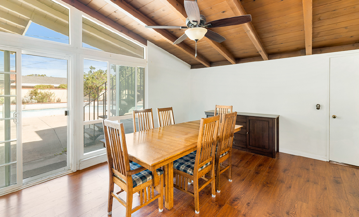 1537 W Edithia Ave, Anaheim CA: 