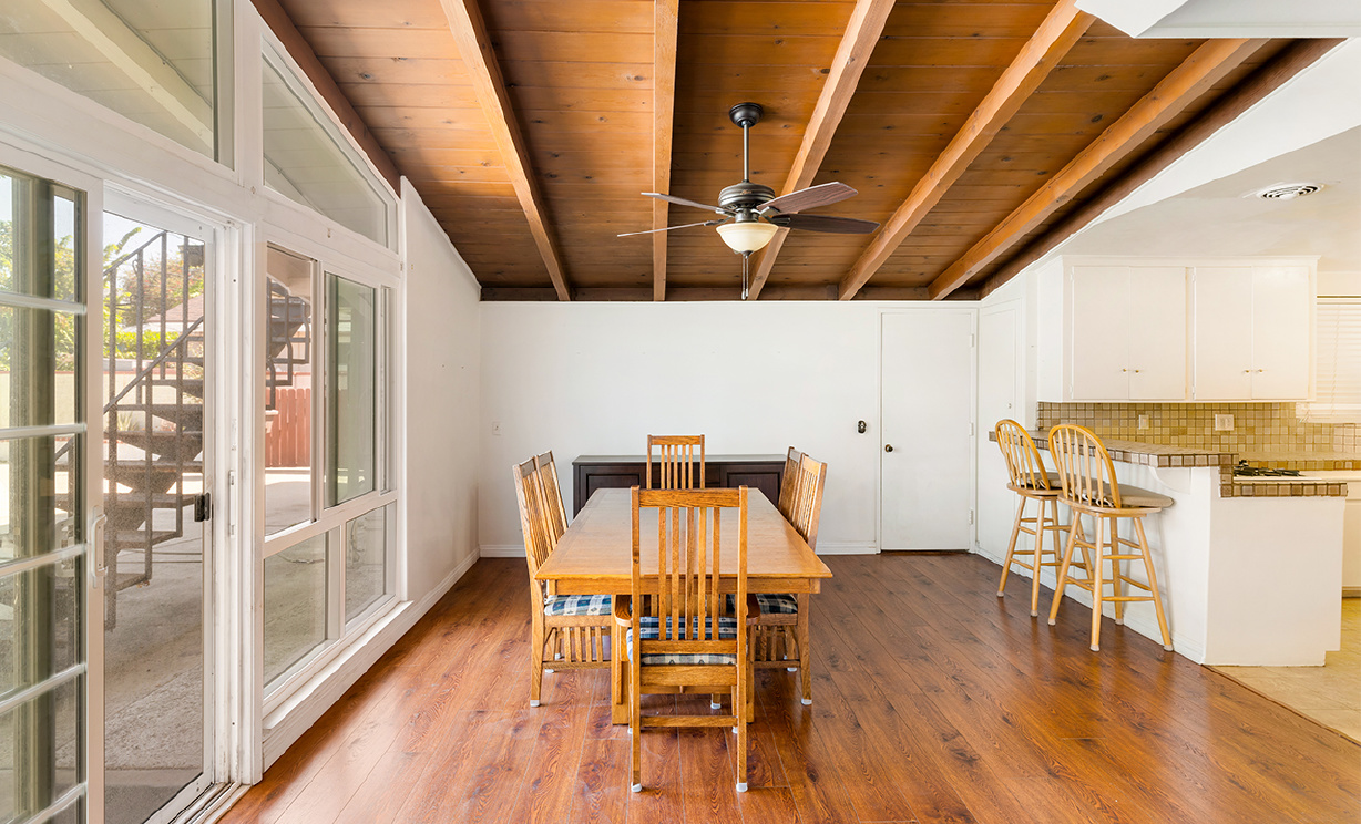 1537 W Edithia Ave, Anaheim CA: 
