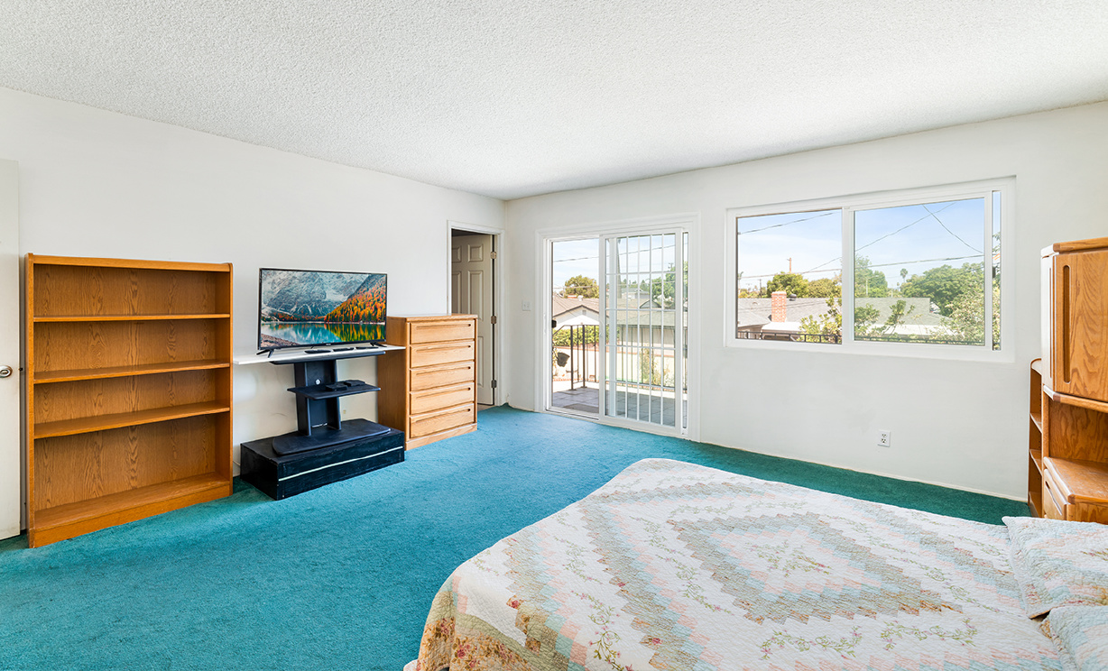 1537 W Edithia Ave, Anaheim CA: 