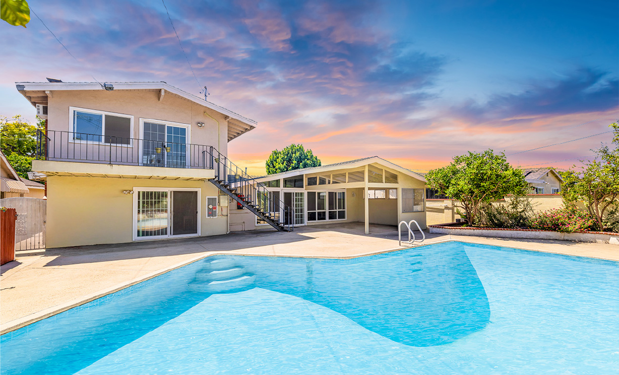 1537 W Edithia Ave, Anaheim CA: 