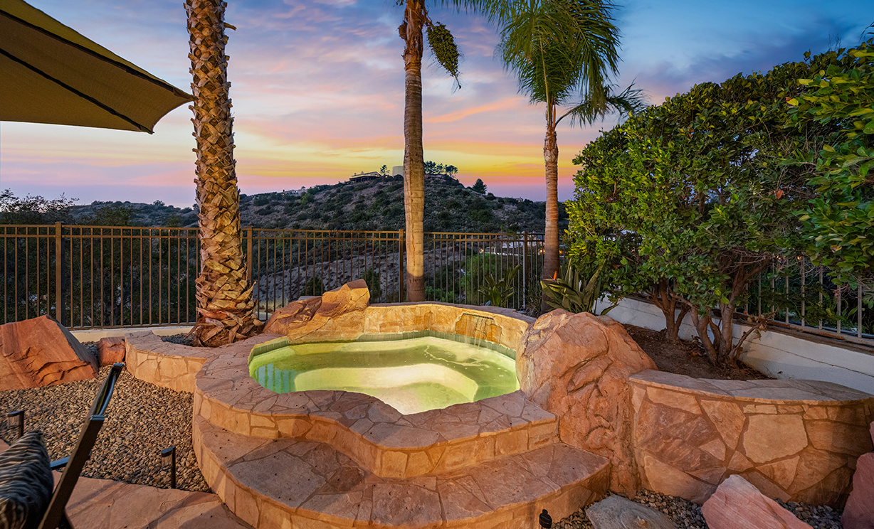6727 E Pinnacle Pointe, Orange CA: 