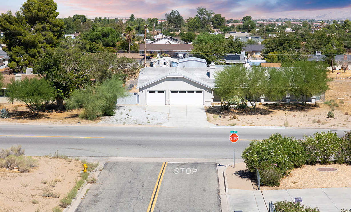 14626 Luna Road, Victorville CA: 
