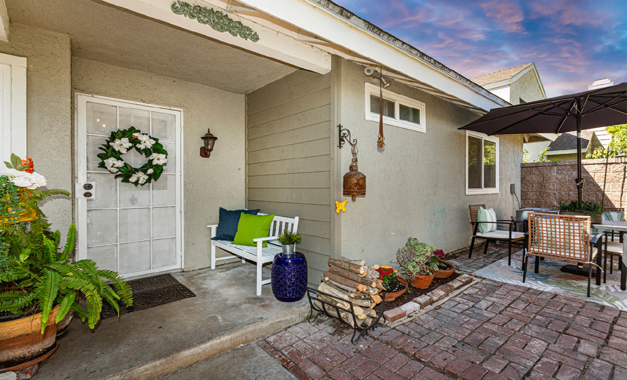 24 Riverstone, Irvine CA: