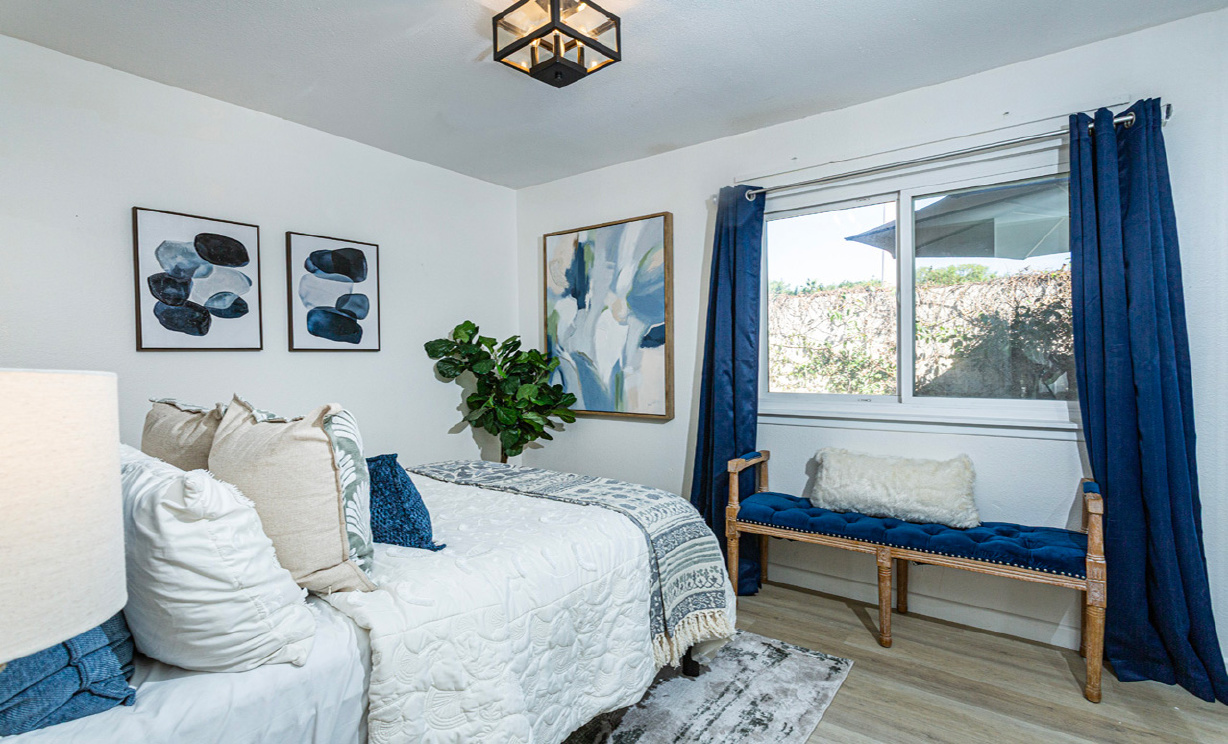 24 Riverstone, Irvine CA:
