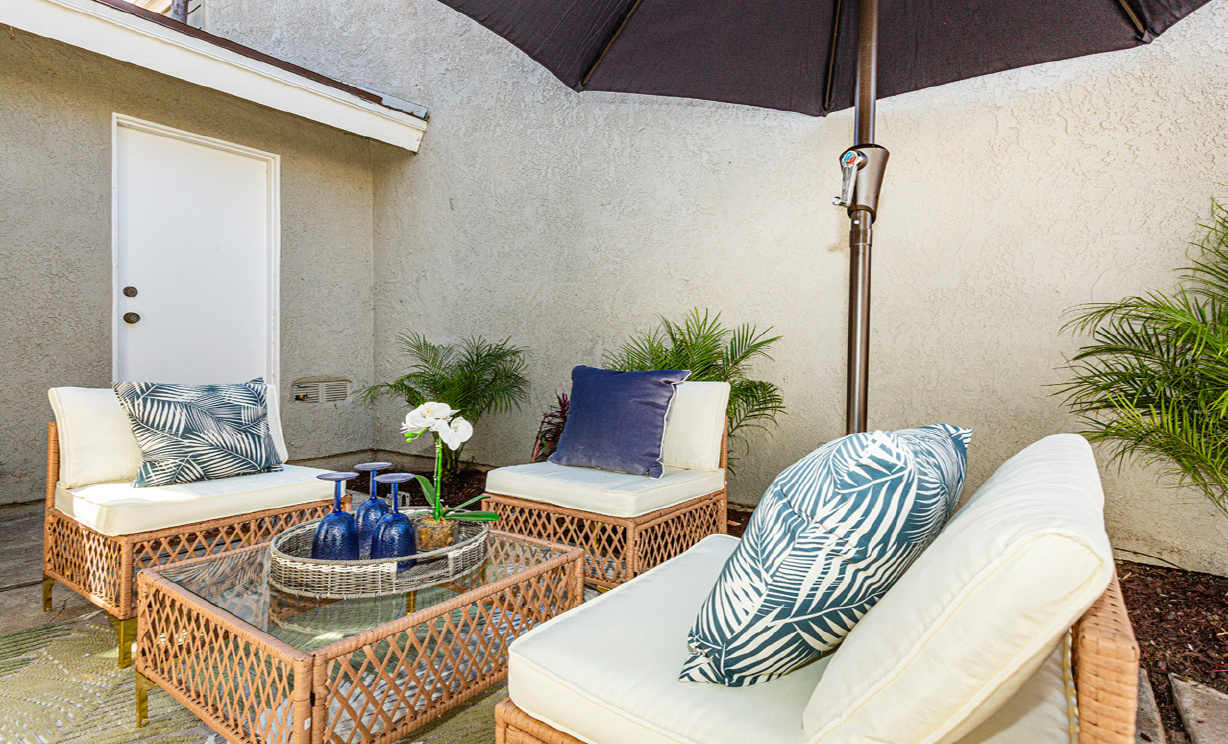 24 Riverstone, Irvine CA: