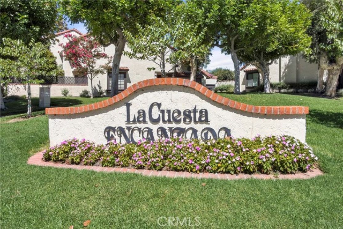 607 Santa Cruz Court, San Dimas CA: 
