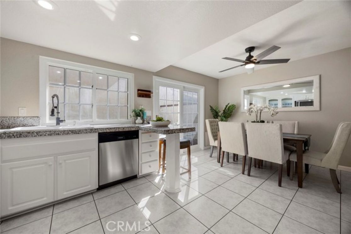 607 Santa Cruz Court, San Dimas CA: 