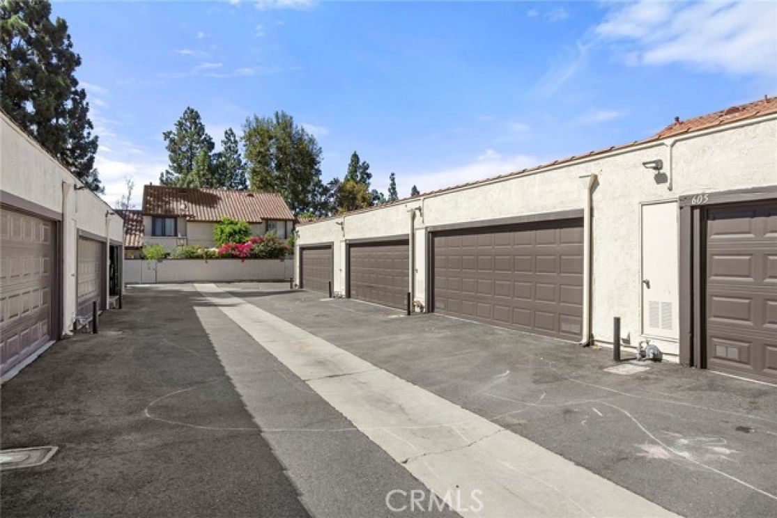 607 Santa Cruz Court, San Dimas CA: 