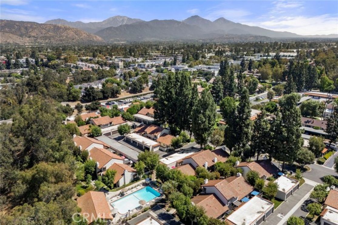 607 Santa Cruz Court, San Dimas CA: 