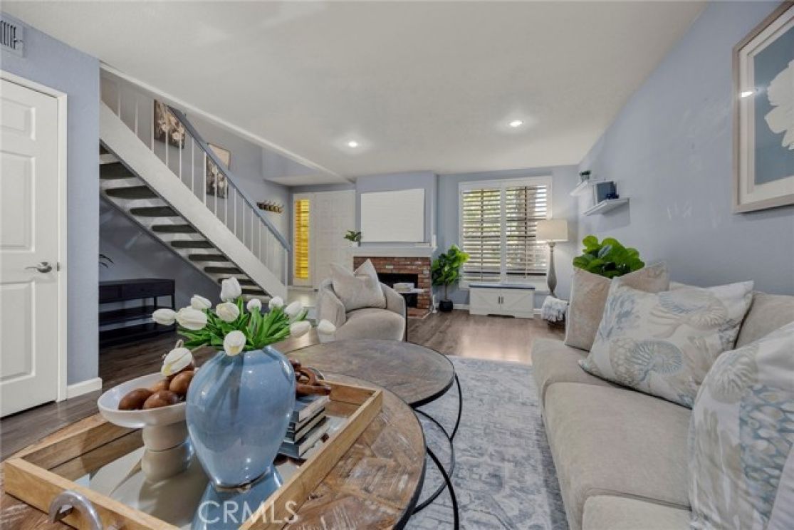 607 Santa Cruz Court, San Dimas CA: 