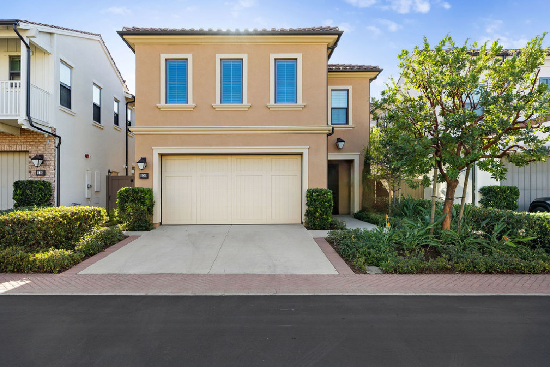 120 Baja, Irvine CA: