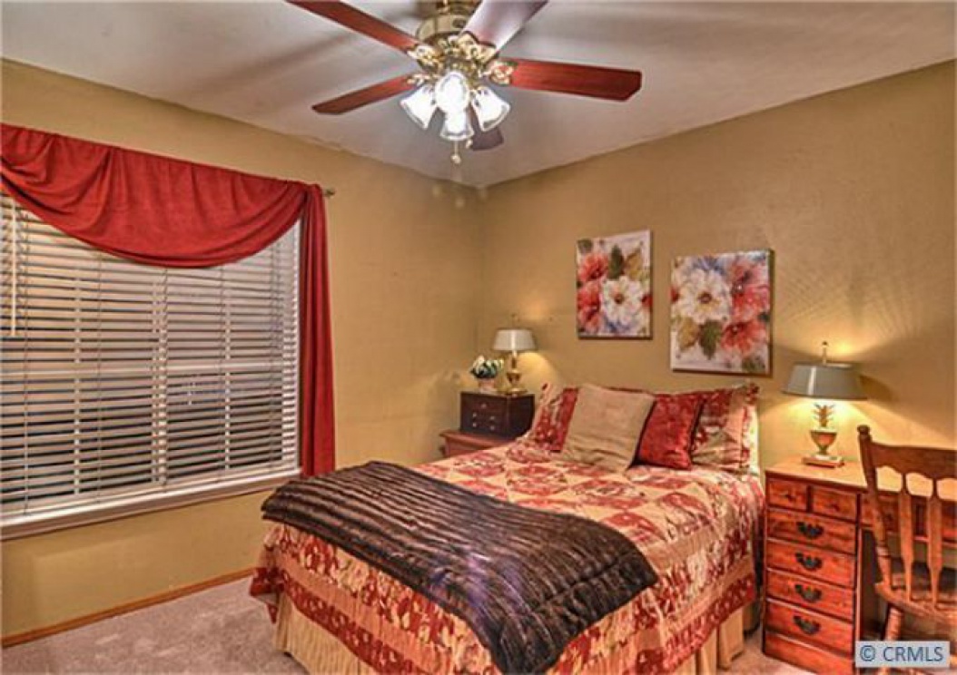 2225 Hartford Ave, Fullerton CA: 