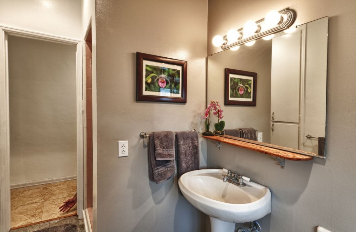 1843 Chota Road , La Habra Heights CA: 