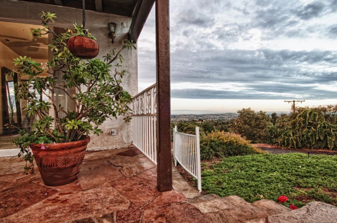 1843 Chota Road , La Habra Heights CA: 