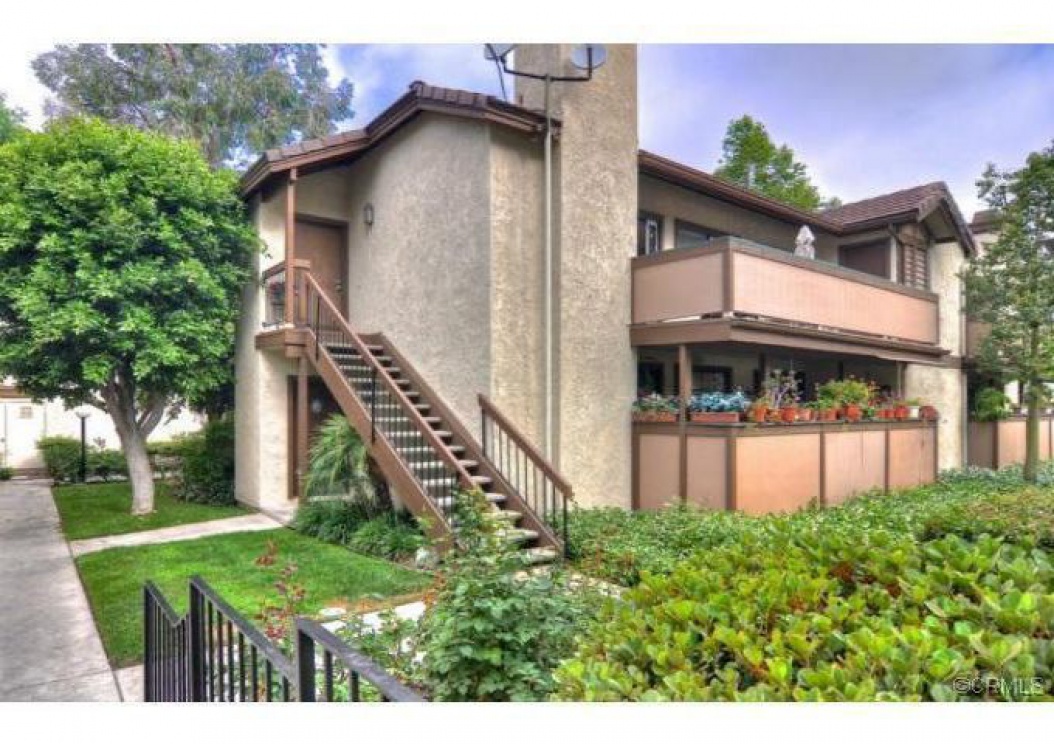 580 North Brea Boulevard , Brea CA: 