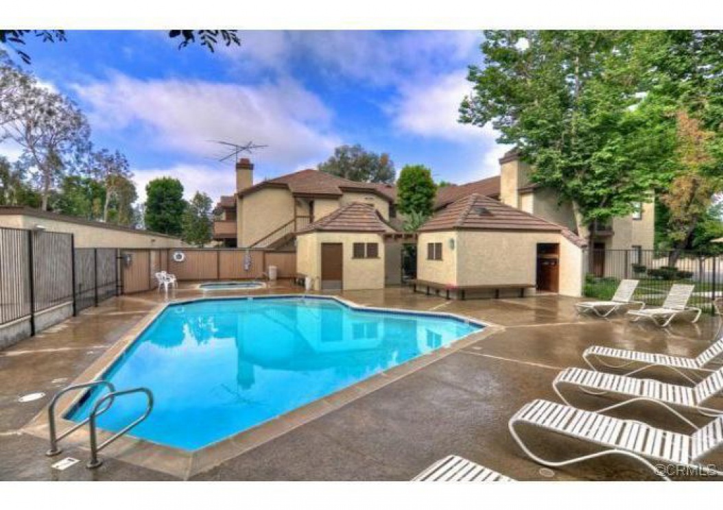 580 North Brea Boulevard , Brea CA: 