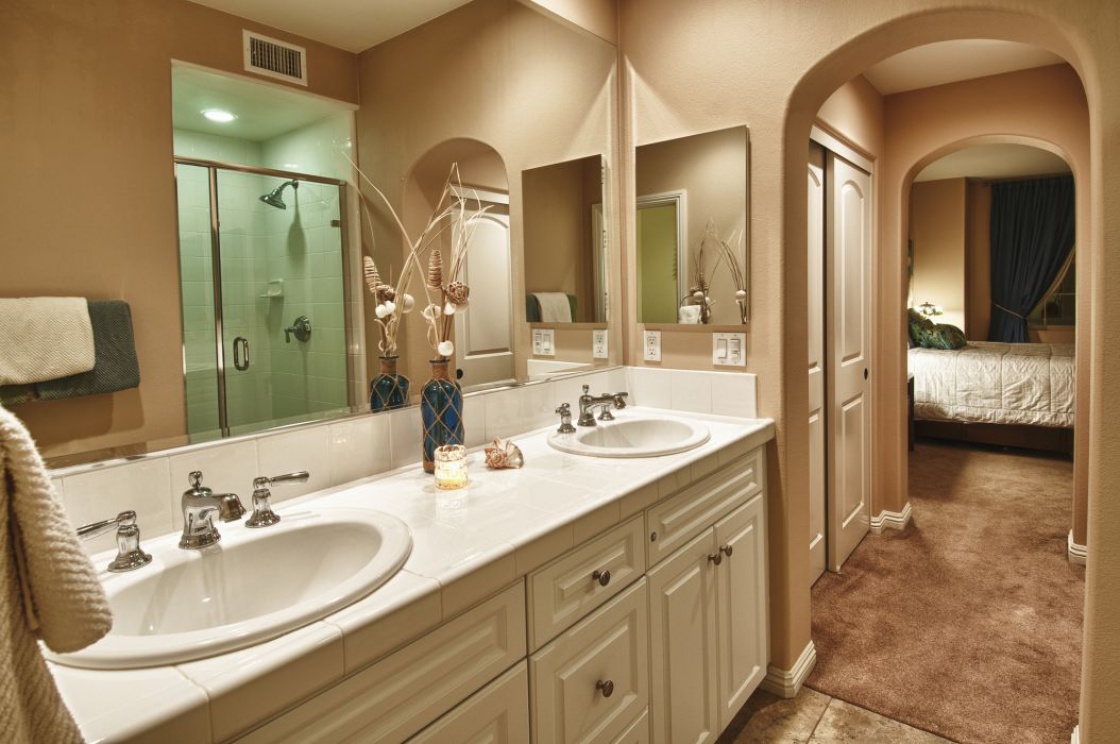 706 South Kroeger Street , Anaheim CA: