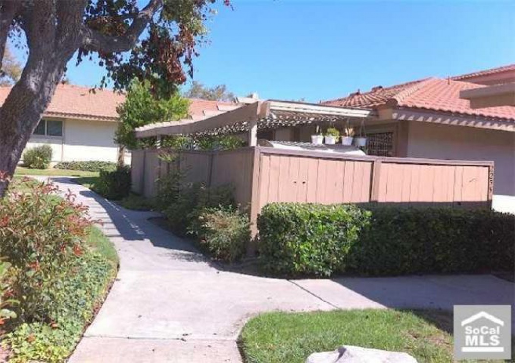 2255 Hazel Rd, Tustin CA: 