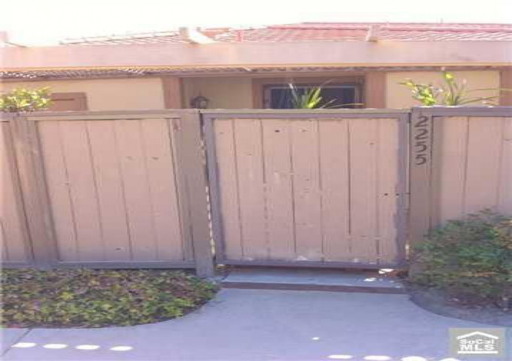 2255 Hazel Rd, Tustin CA: 