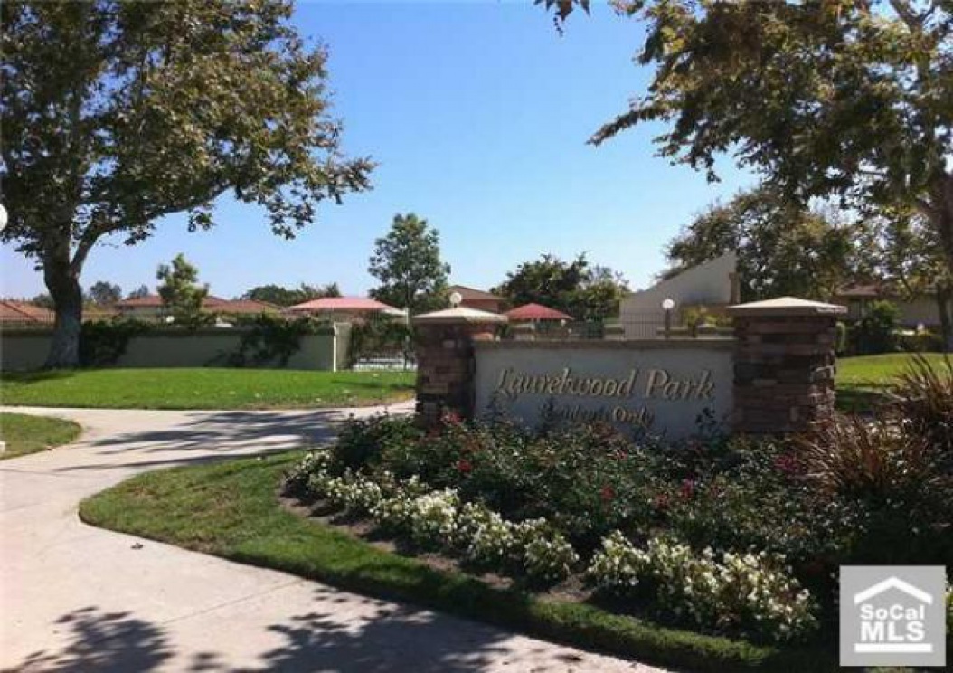 2255 Hazel Rd, Tustin CA: 