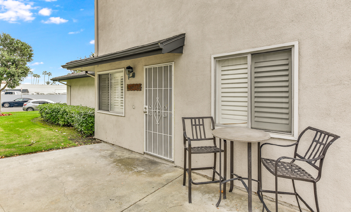 16673 Viewpoint  Lane , Huntington Beach CA: 