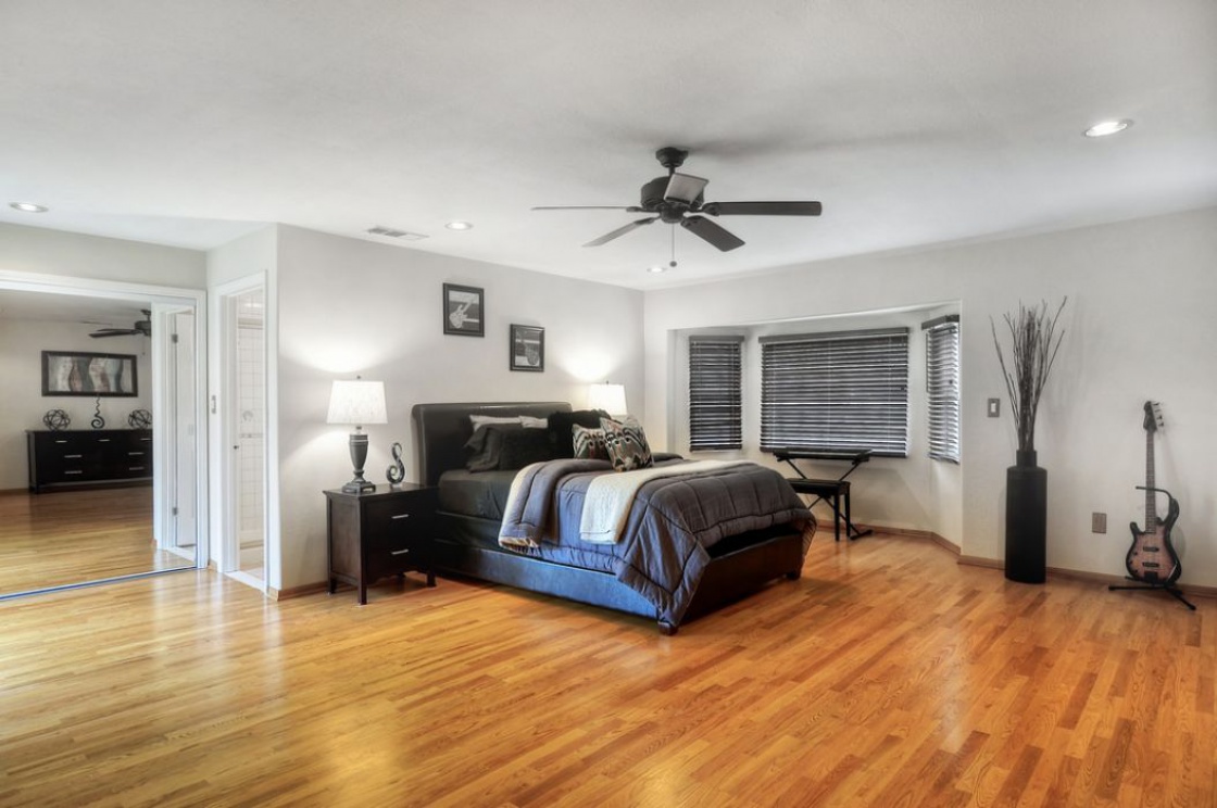 2327 Valle Drive , La Habra Heights CA: 